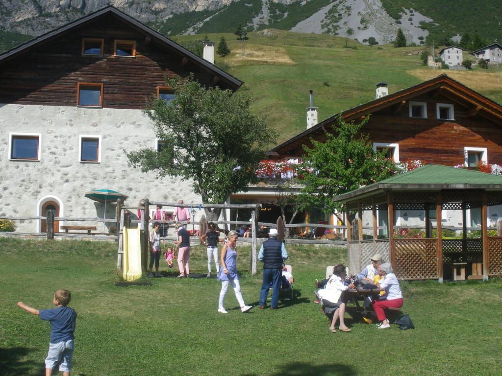 Agriturismo Raethia Isolaccia Zewnętrze zdjęcie