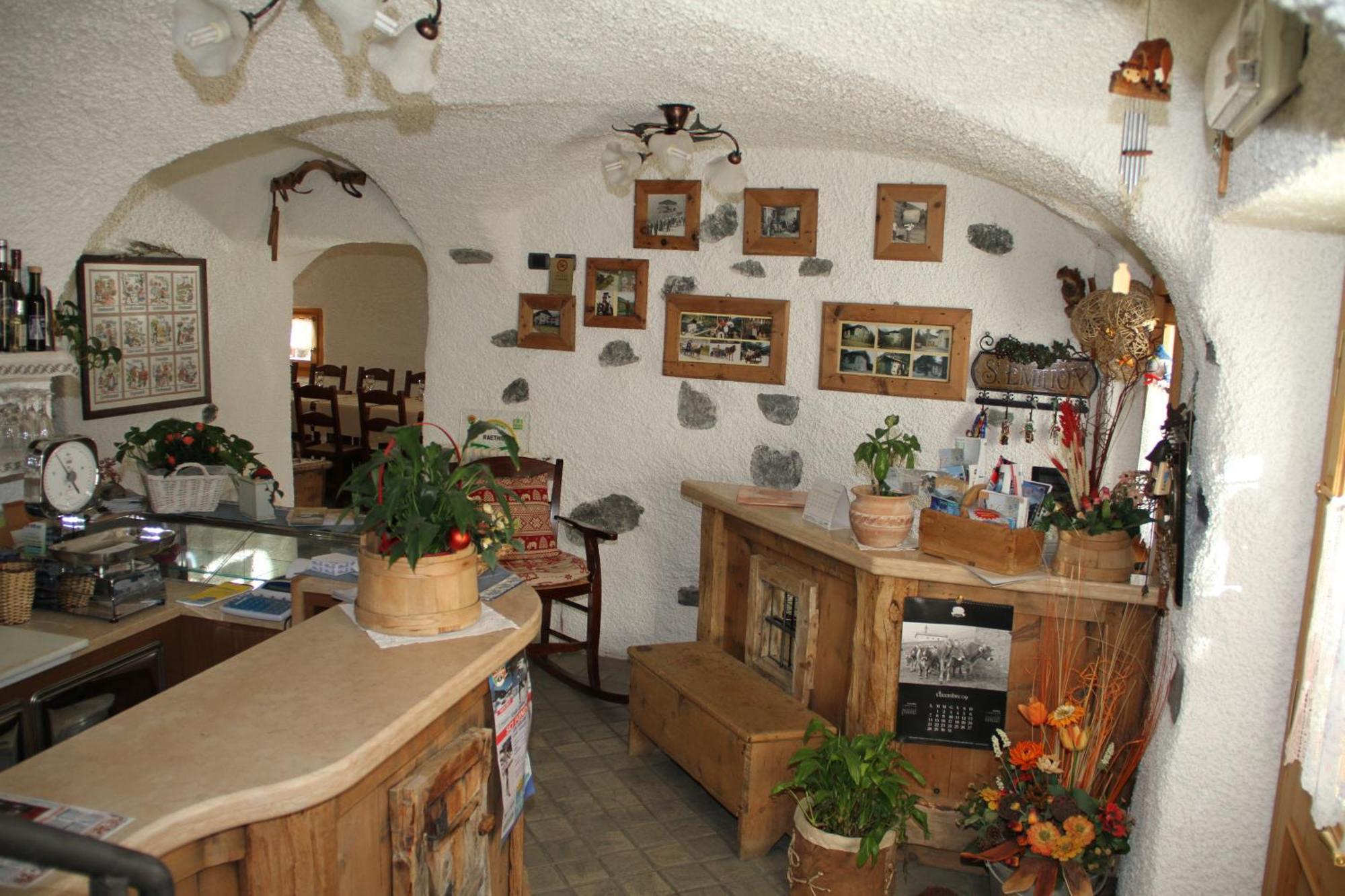 Agriturismo Raethia Isolaccia Zewnętrze zdjęcie
