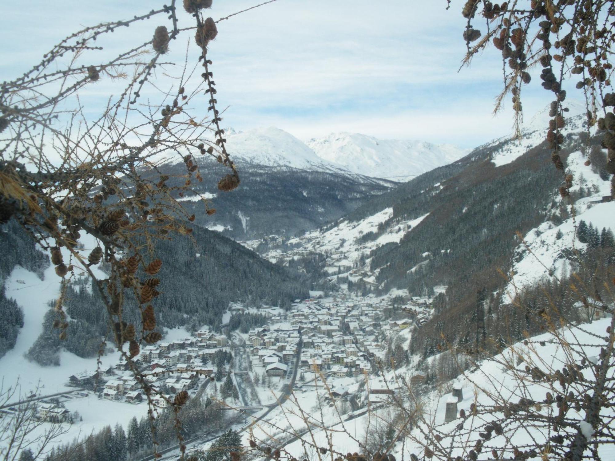 Agriturismo Raethia Isolaccia Zewnętrze zdjęcie