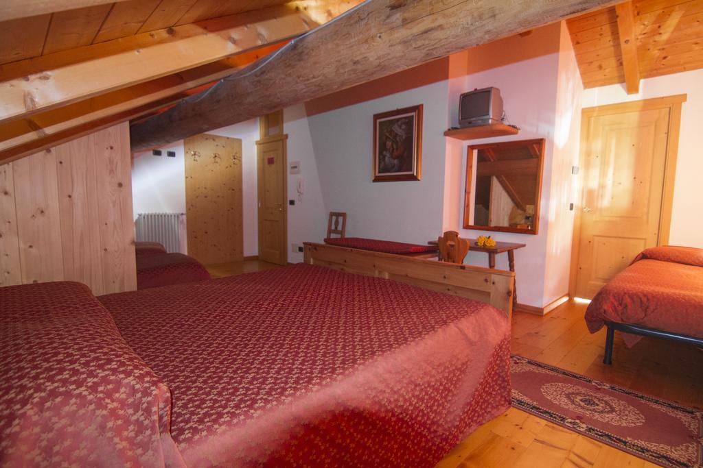 Agriturismo Raethia Isolaccia Zewnętrze zdjęcie